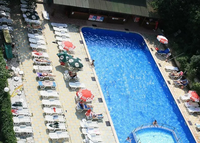 Sunny Varshava Nisipurile de Aur